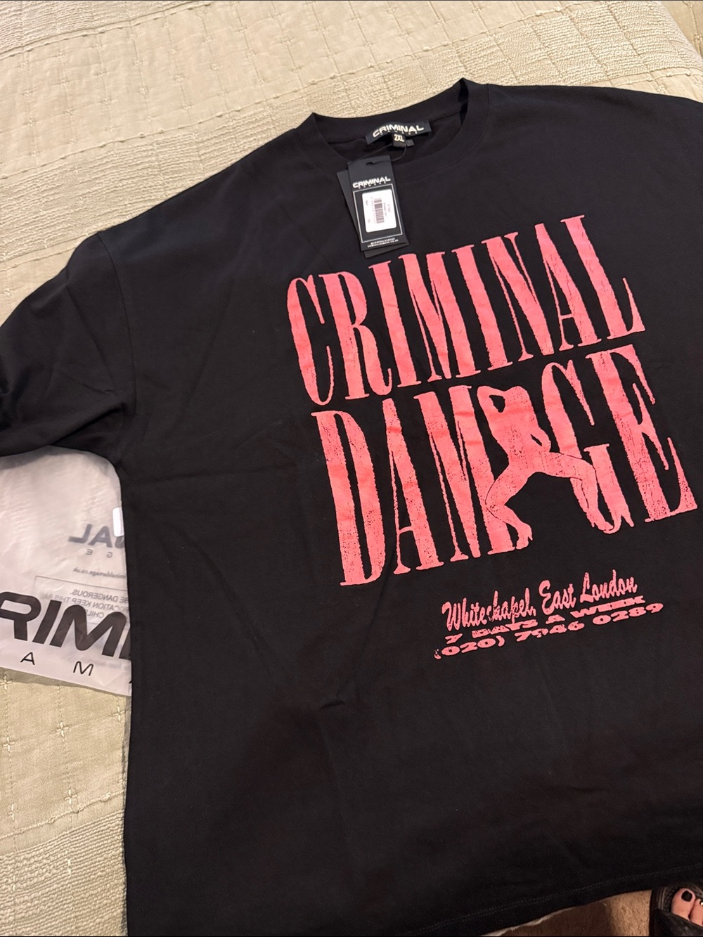 Criminal damage Men's Black Tee size 2XL nwt